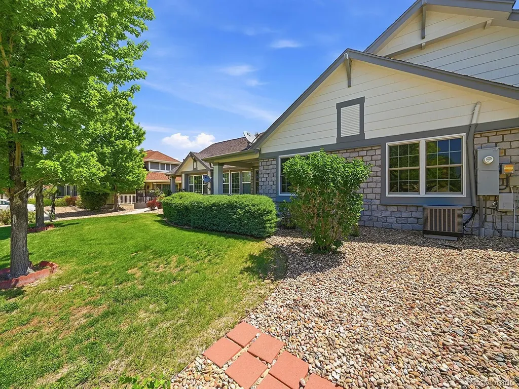 8219 S Winnipeg Court Aurora CO 80016