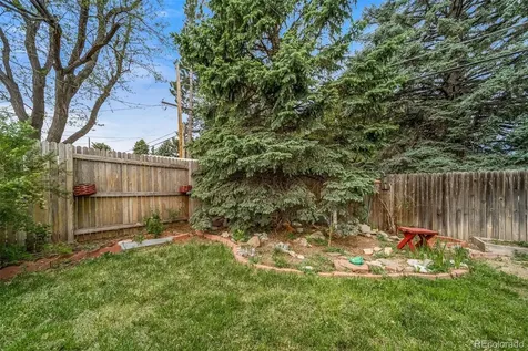 341 Newark Street Aurora CO 80010