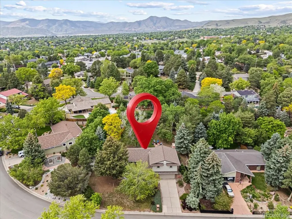 1825 S Queen Way Lakewood CO 80232