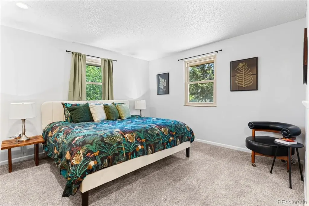 1825 S Queen Way Lakewood CO 80232