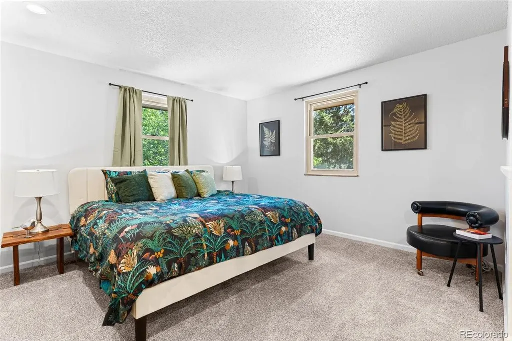 1825 S Queen Way Lakewood CO 80232