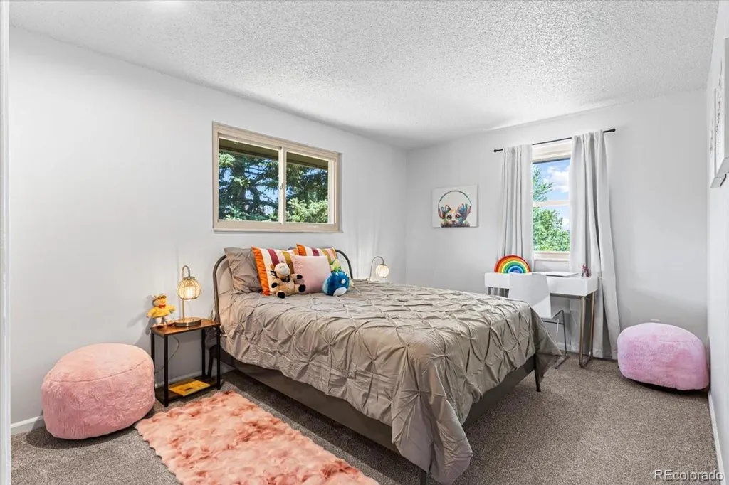 1825 S Queen Way Lakewood CO 80232