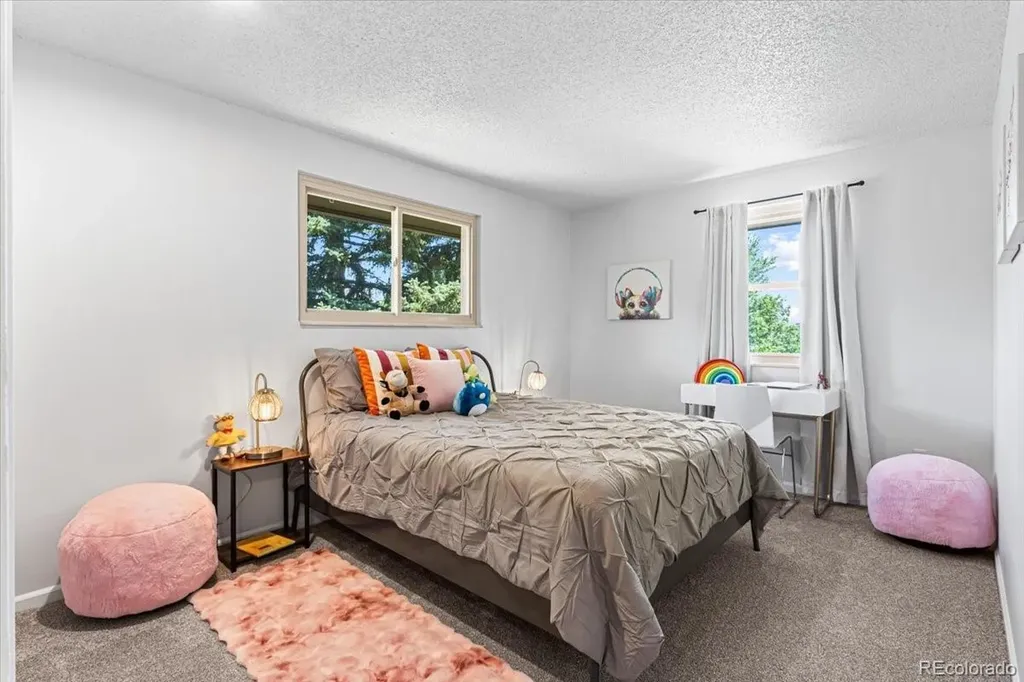 1825 S Queen Way Lakewood CO 80232