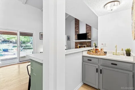 1825 S Queen Way Lakewood CO 80232