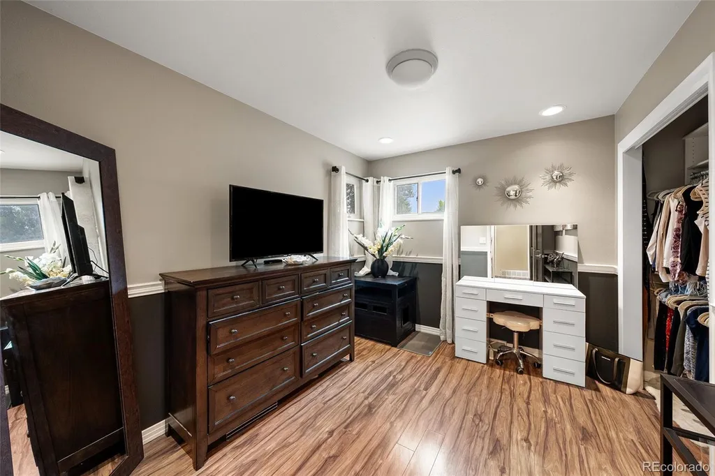 341 S Krameria Street Denver CO 80224