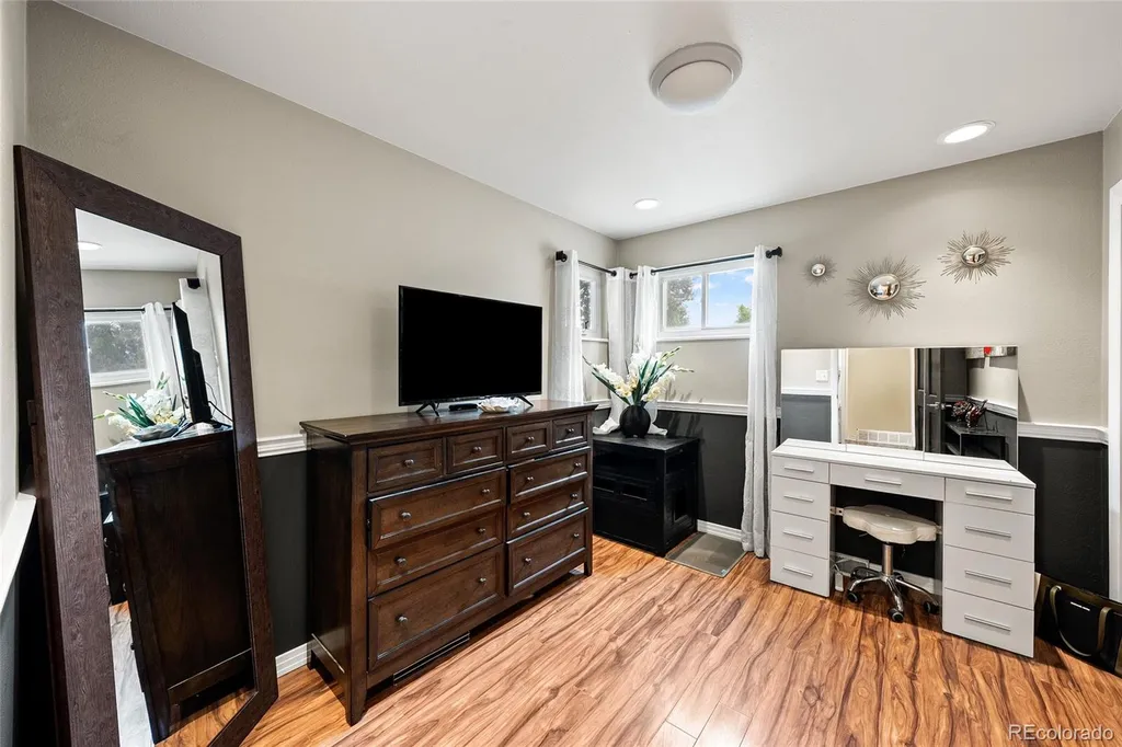 341 S Krameria Street Denver CO 80224