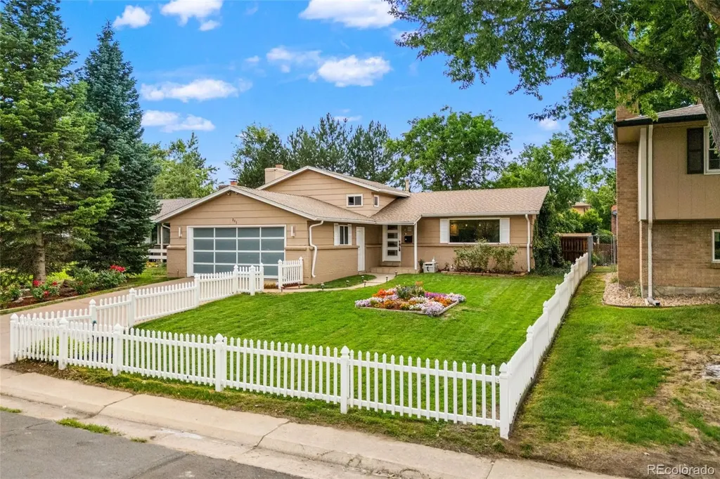341 S Krameria Street Denver CO 80224