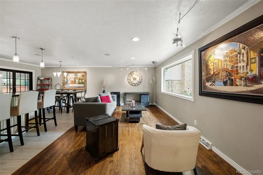 341 S Krameria Street Denver CO 80224