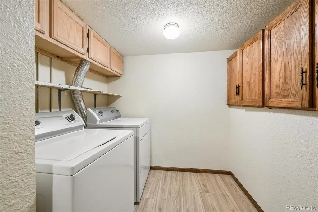 1581 E Nichols Circle Centennial CO 80122