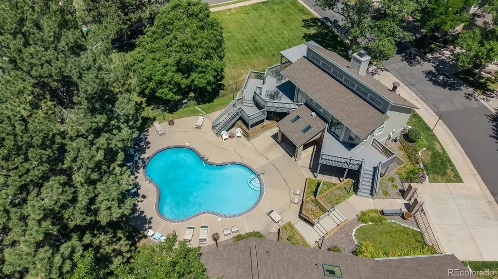 1581 E Nichols Circle Centennial CO 80122