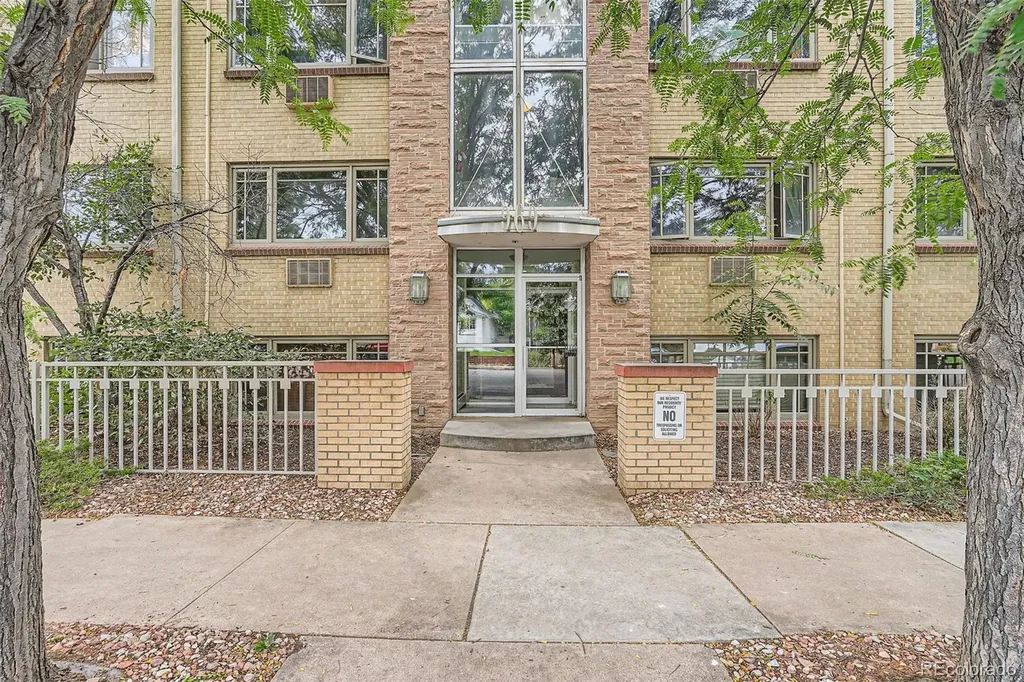 969 S Pearl Street Denver CO 80209