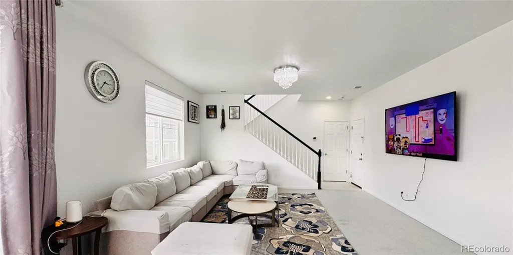21073 E Tufts Avenue Aurora CO 80015