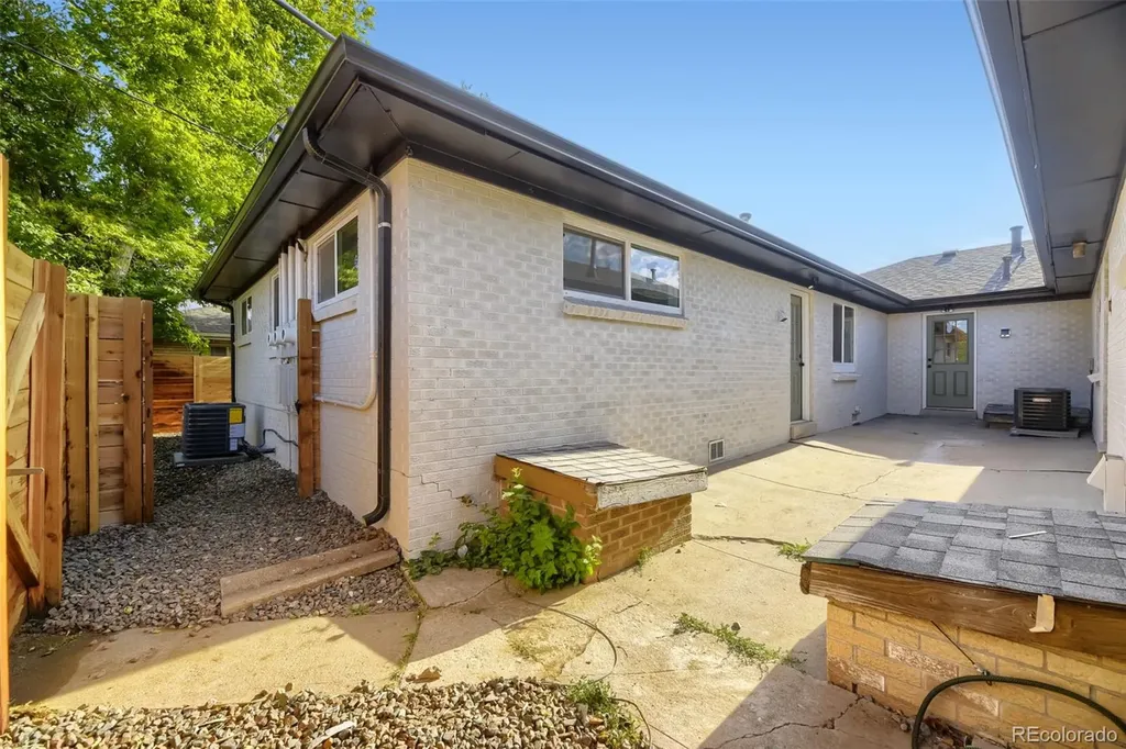 3538 Kearney Denver CO 80207