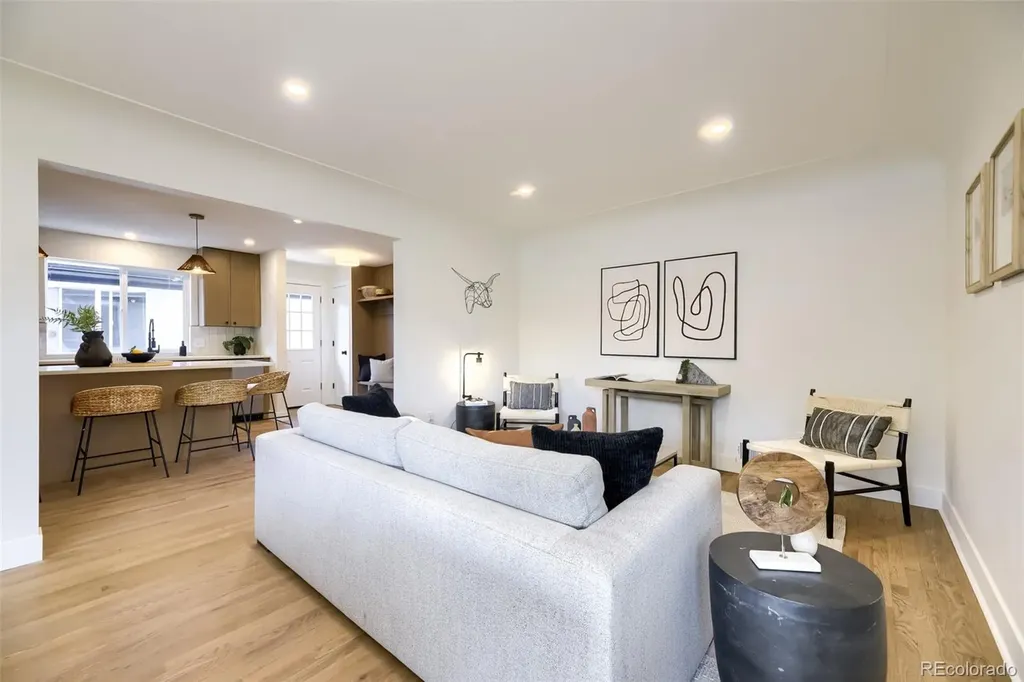 3538 Kearney Denver CO 80207