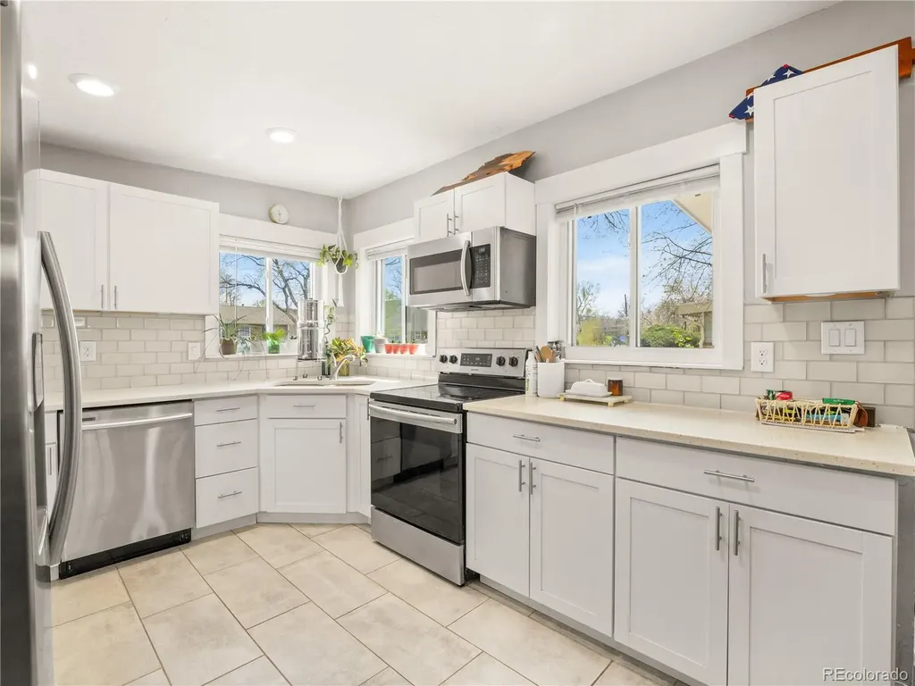 6009 Carr Street Arvada CO 80004