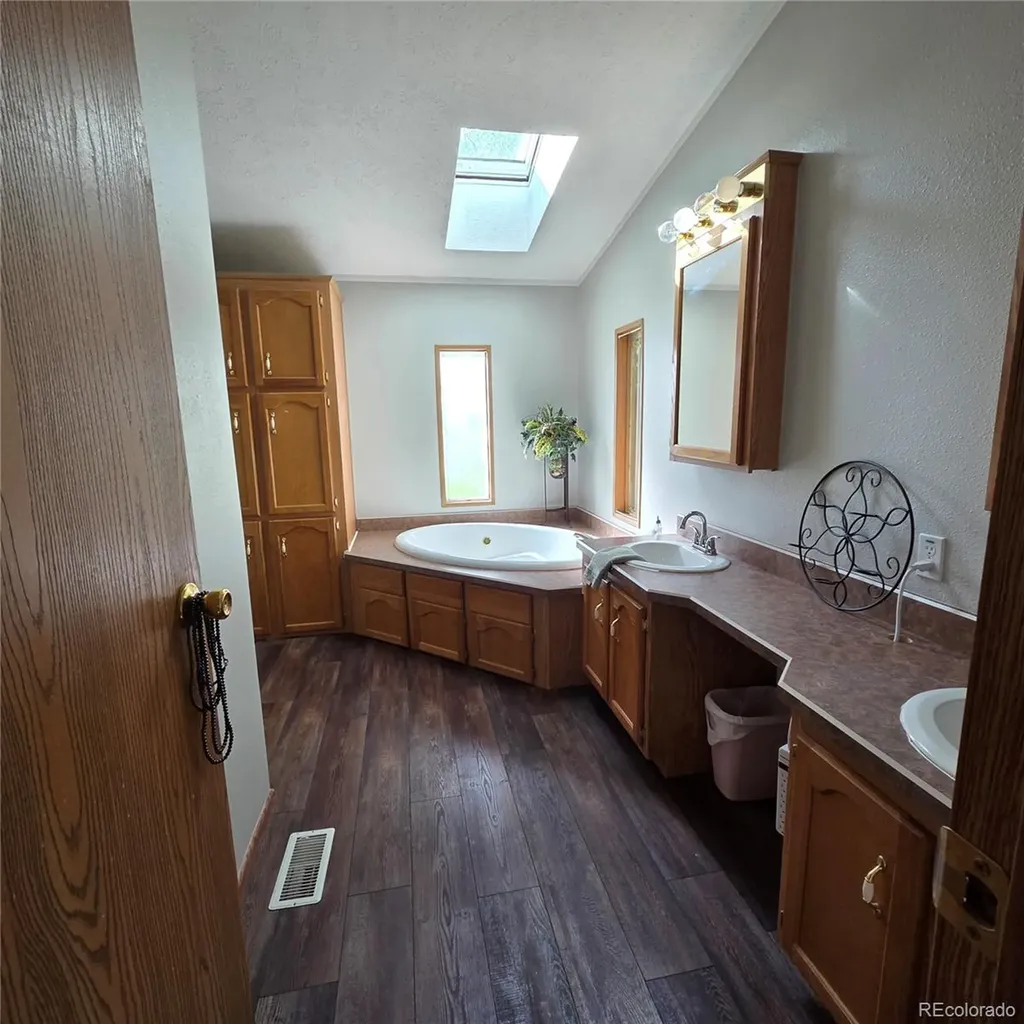 21352 County Road 10 Hudson CO 80642