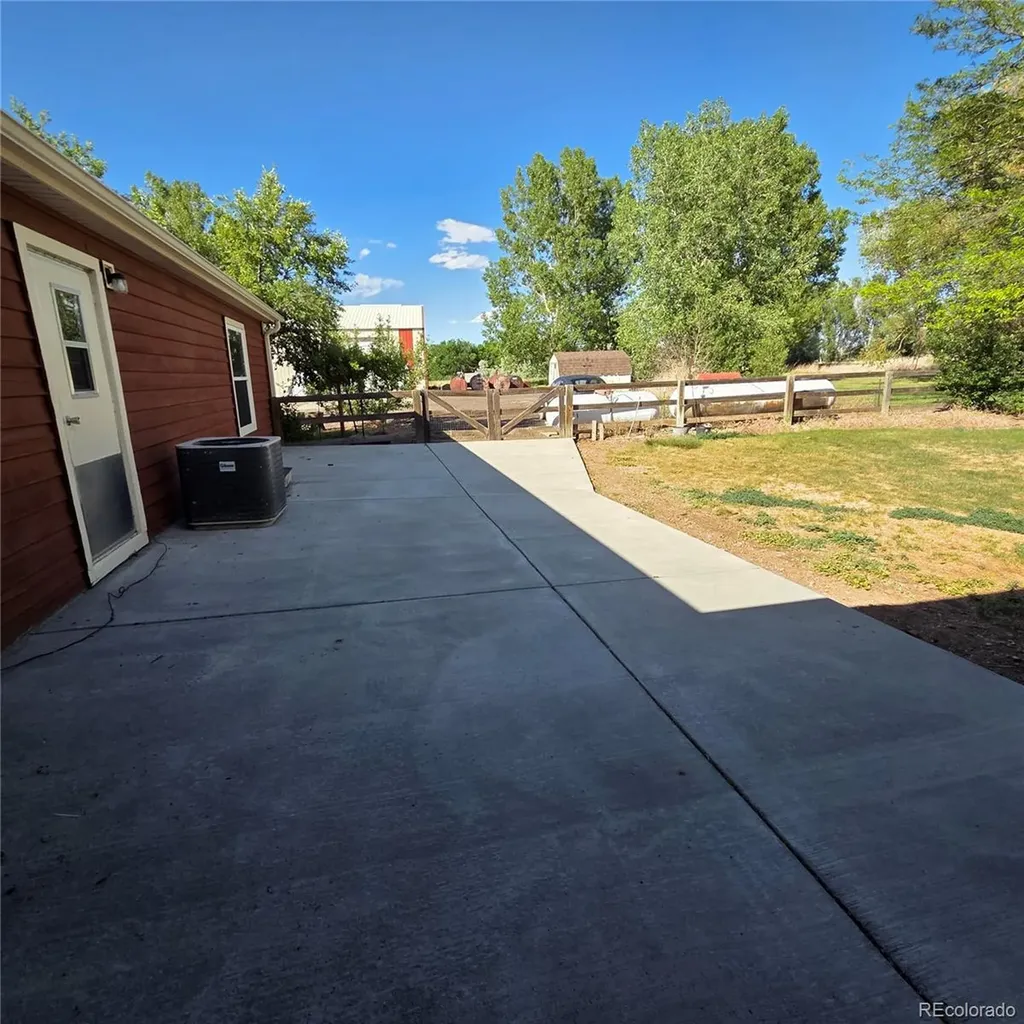 21352 County Road 10 Hudson CO 80642