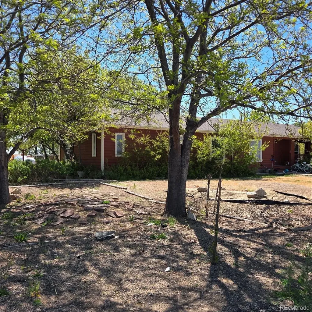 21352 County Road 10 Hudson CO 80642