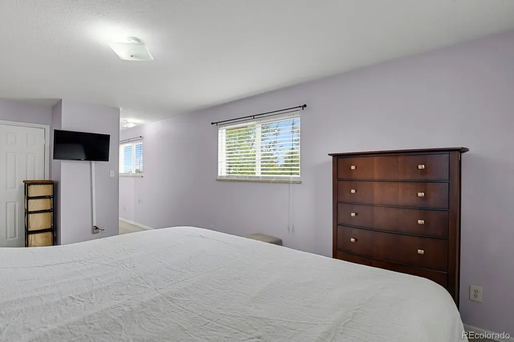 363 Toledo Street Aurora CO 80011