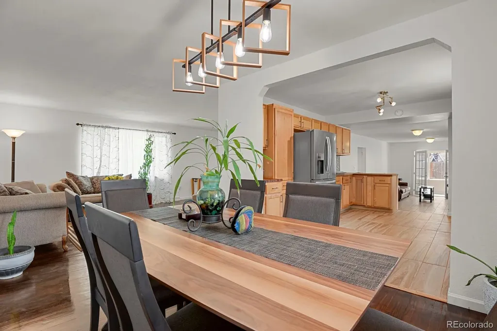 363 Toledo Street Aurora CO 80011