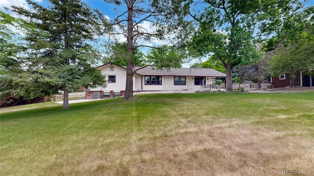 11 Robincrest Lane Littleton CO 80123