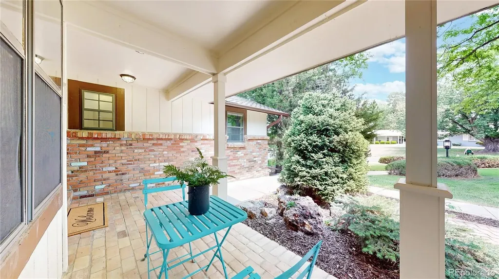 11 Robincrest Lane Littleton CO 80123