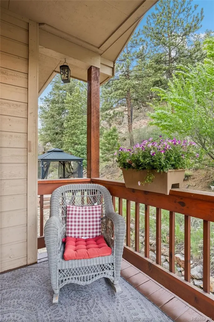 3044 High Road Evergreen CO 80439