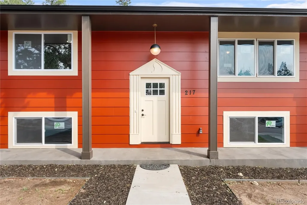 217 Fairmont Street Colorado Springs CO 80910