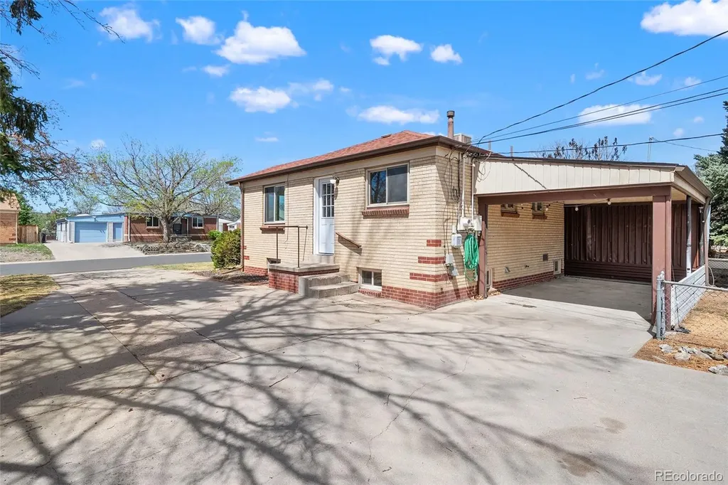 1380 S Alcott Street Denver CO 80219