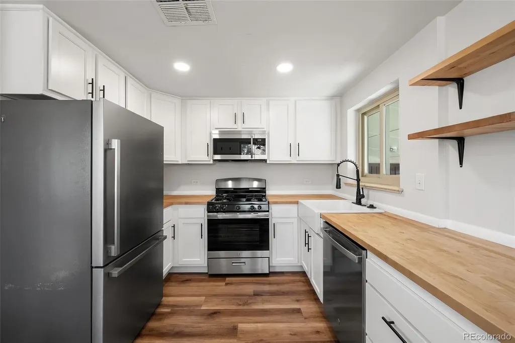 1380 S Alcott Street Denver CO 80219