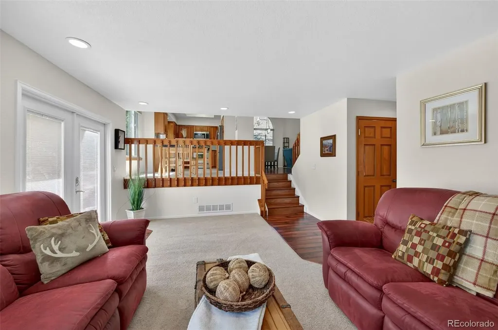 22 Manzanita Littleton CO 80127