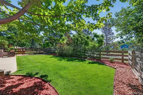 22 Manzanita Littleton CO 80127