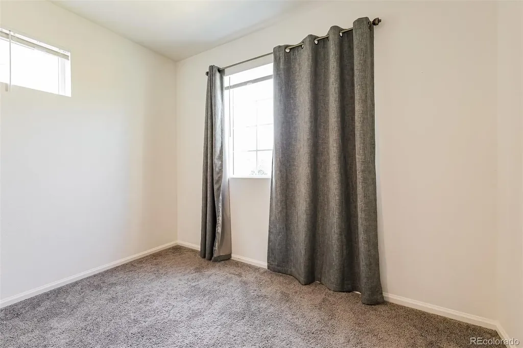 26198 E Maple Drive Aurora CO 80018