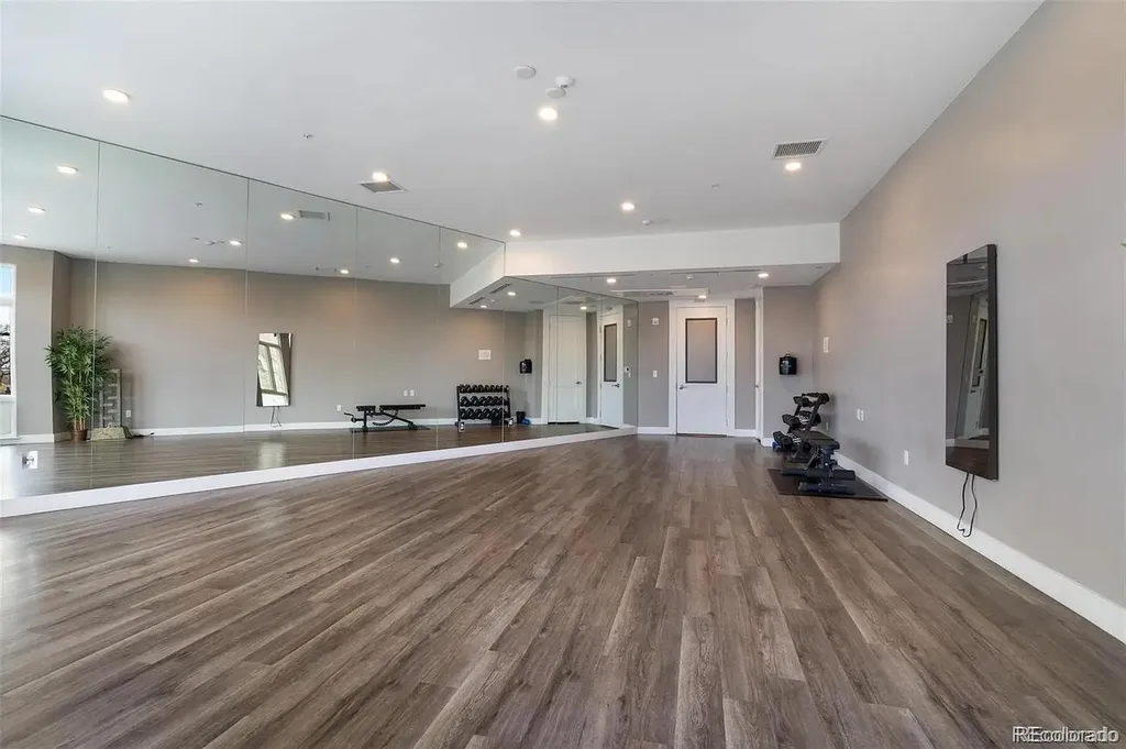 2876 W 53rd Avenue Denver CO 80221