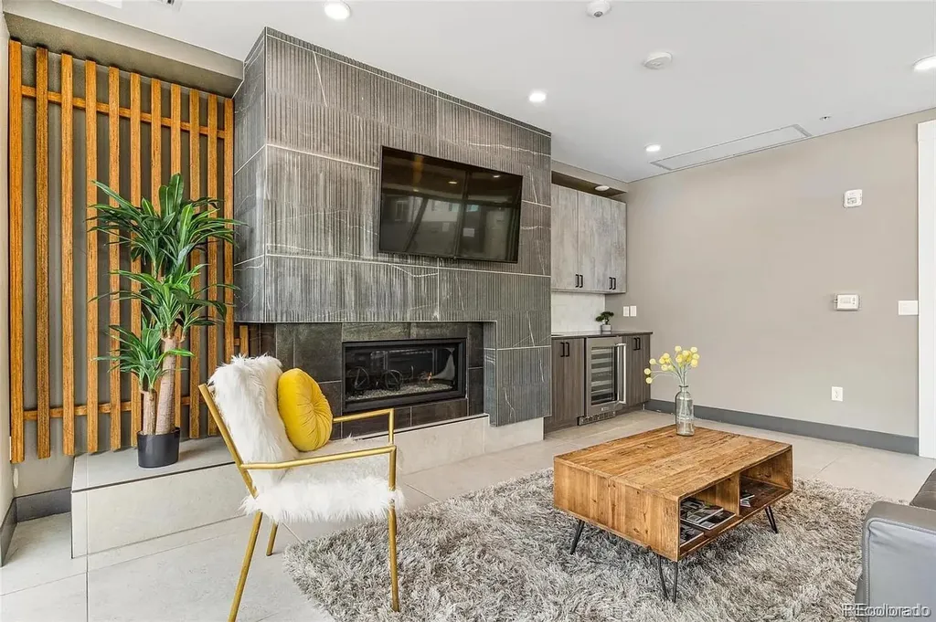 2876 W 53rd Avenue Denver CO 80221