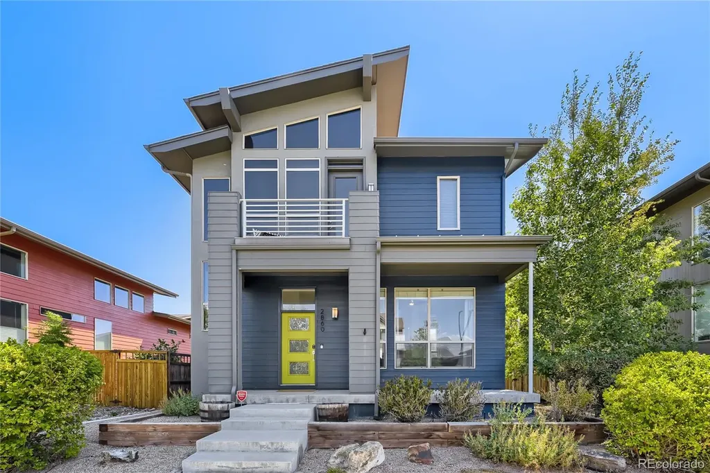 2860 Kingston Street Denver CO 80238
