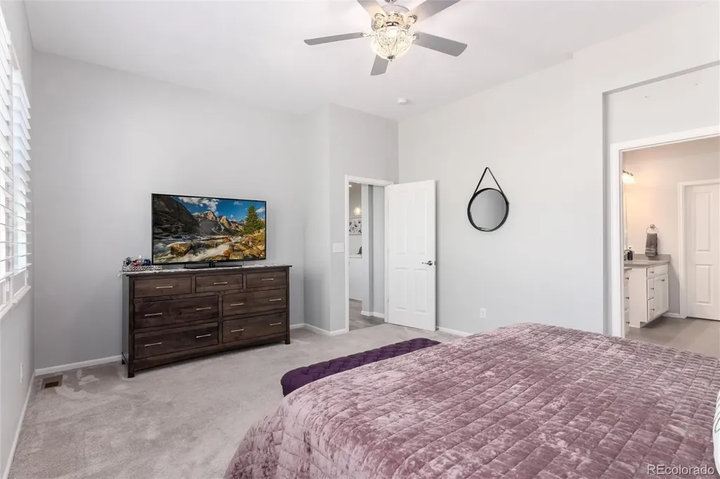 6807 S Riverwood Way Aurora CO 80016