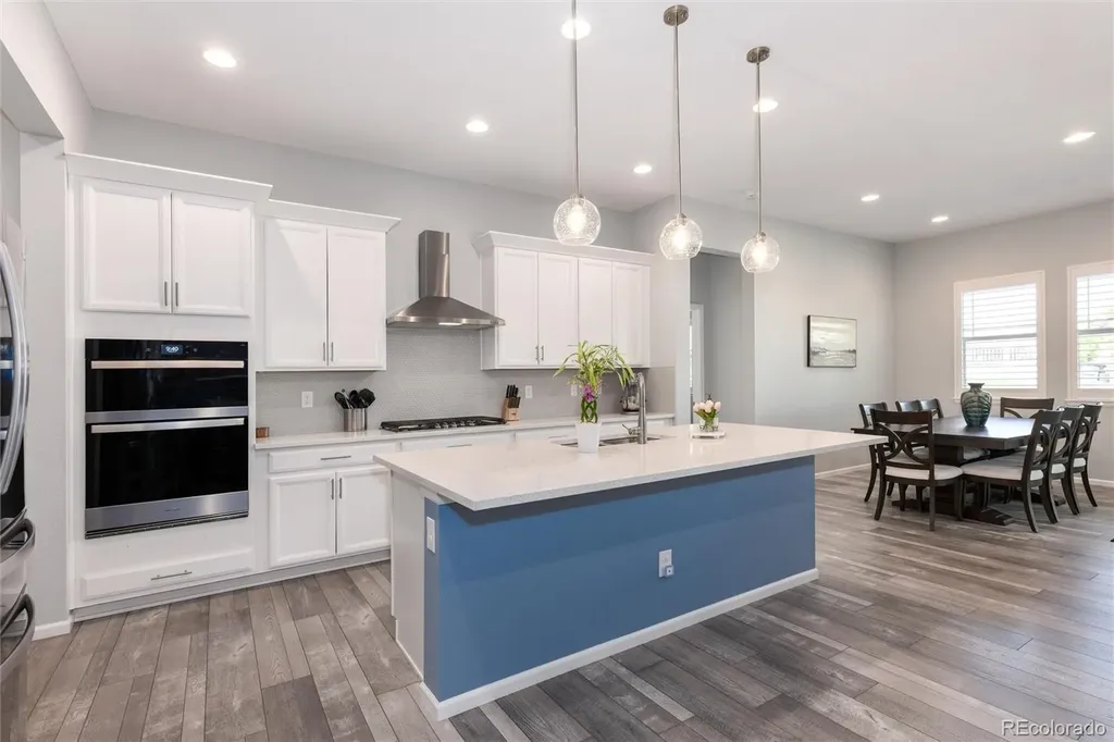 6807 S Riverwood Way Aurora CO 80016