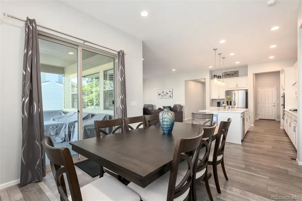 6807 S Riverwood Way Aurora CO 80016