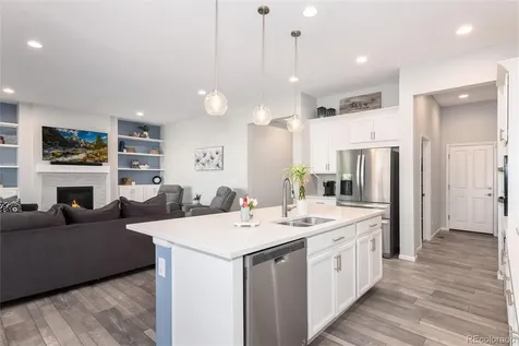 6807 S Riverwood Way Aurora CO 80016
