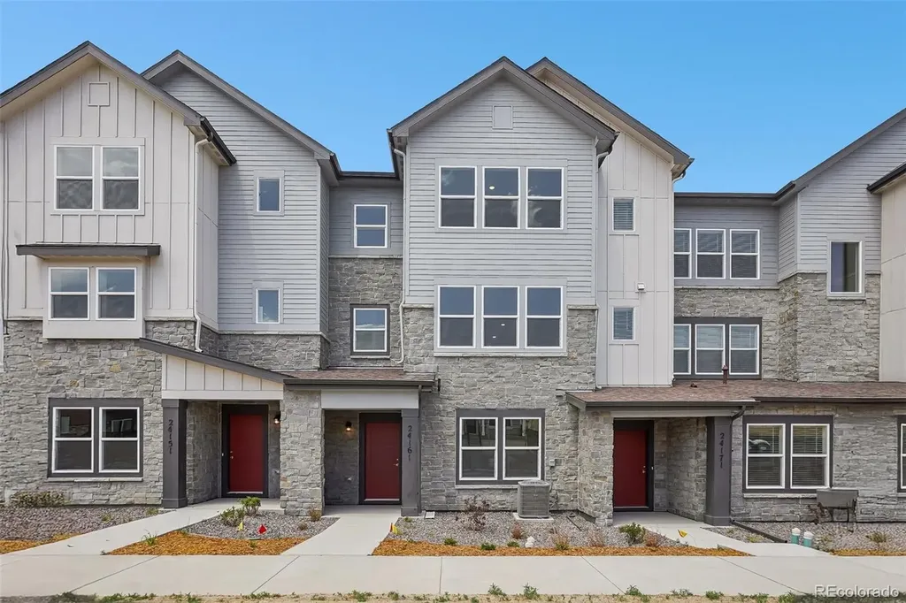 24161 E 54th Place Aurora CO 80019