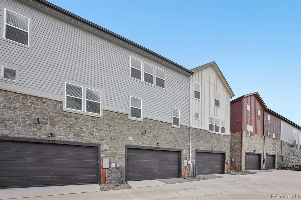 24161 E 54th Place Aurora CO 80019