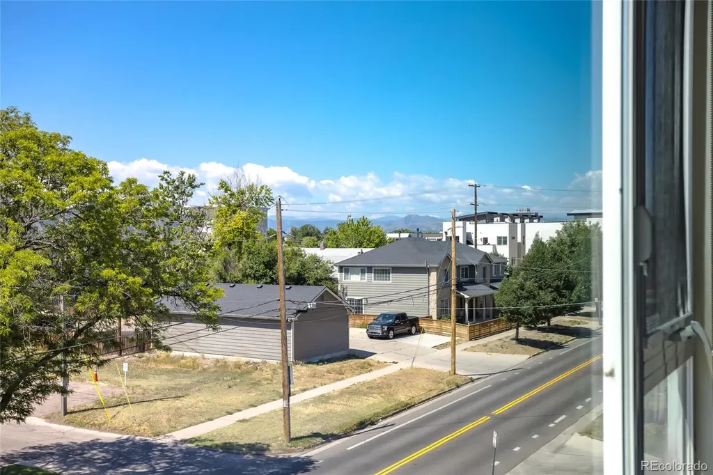 3207 W 17th Avenue Denver CO 80204