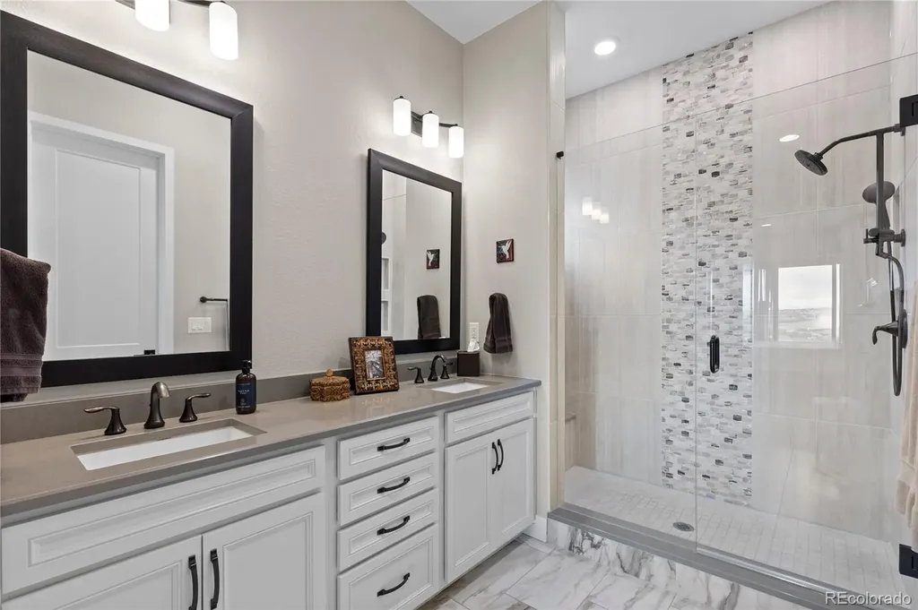 7129 Canyonpoint Road Castle Pines CO 80108