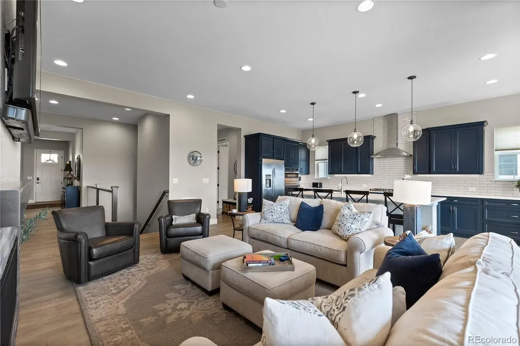 7129 Canyonpoint Road Castle Pines CO 80108