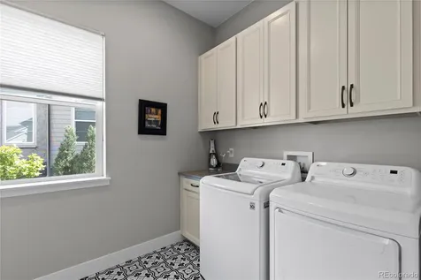 7129 Canyonpoint Road Castle Pines CO 80108
