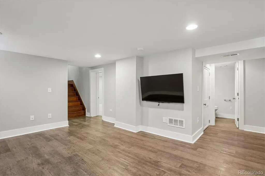 3515 N Vine Street Denver CO 80205