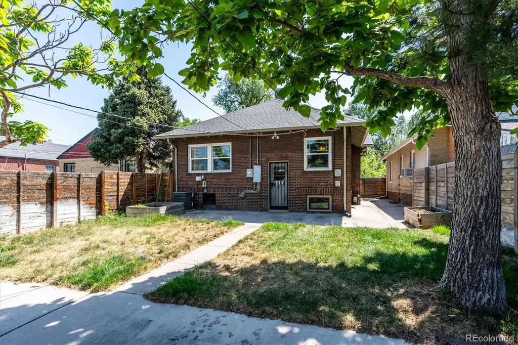 3515 N Vine Street Denver CO 80205