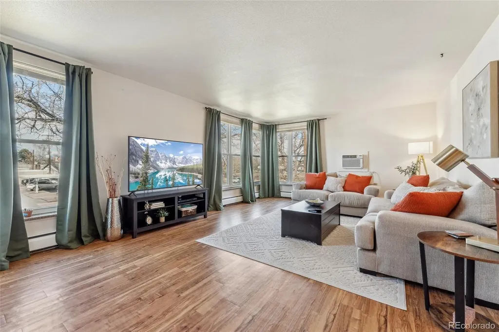 320 S Ames Street Lakewood CO 80226