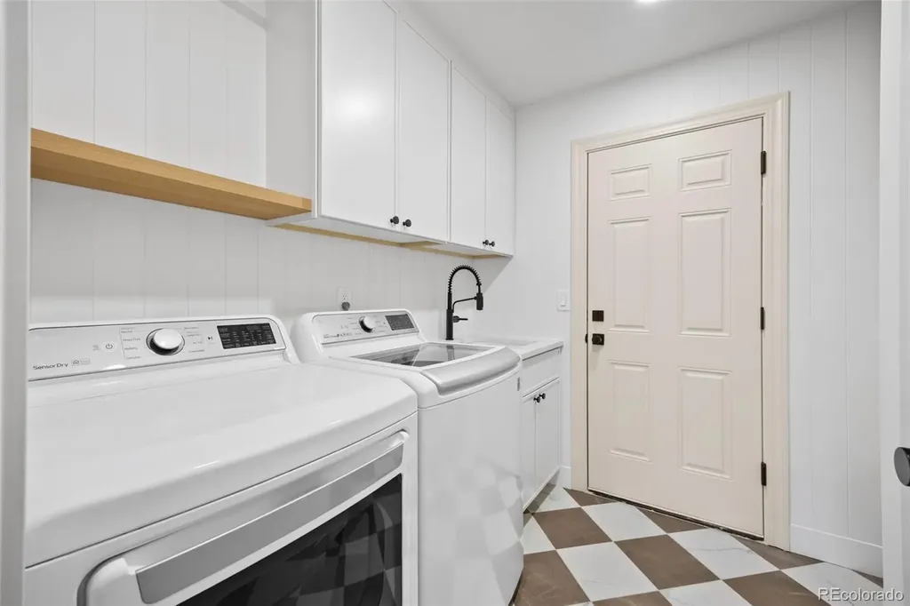 7663 S Grape Street Centennial CO 80122